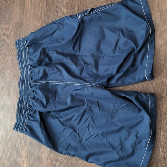 Boston Red Sox Swimming Shorts Mens Small MLB Genuine Merchandise - Picture 8 of 8